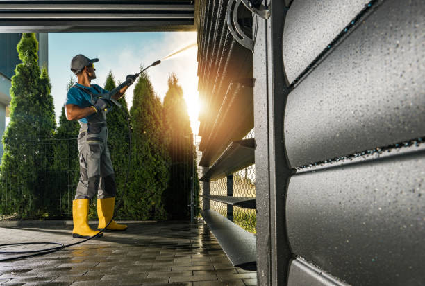 Animal Enclosure Cleaning in Canby, OR